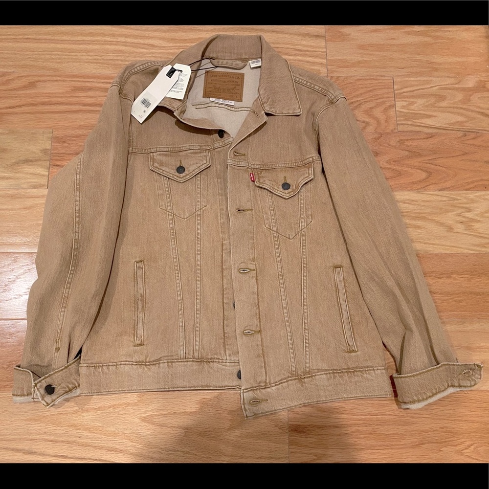 Levi’s Trucker Jacket